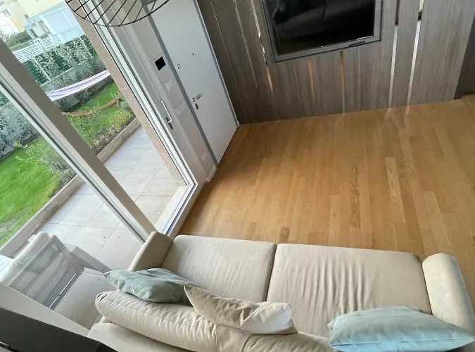 Lucia'S House
