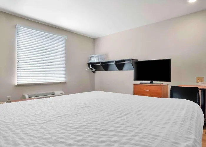 Extended Stay America Select Suites - Gulfport