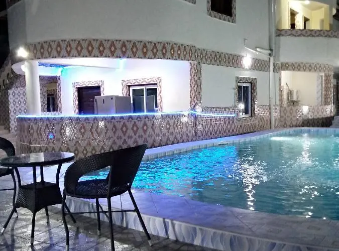 Precious Holiday Homes Diani Beach