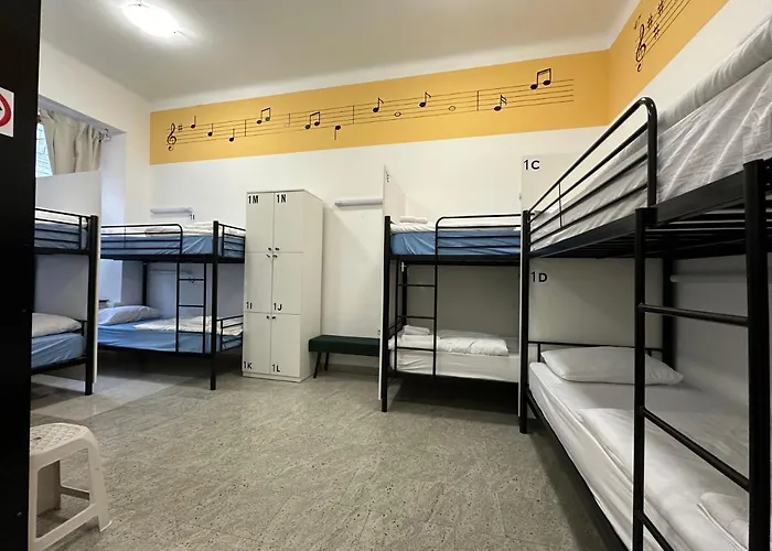 Hostel Opera