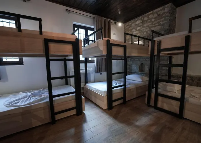 Helin'S Hostel