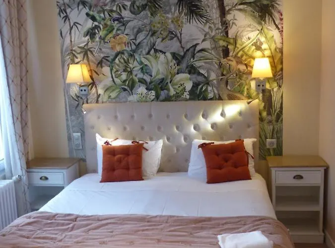 Logis Hotel Louise De Savoie