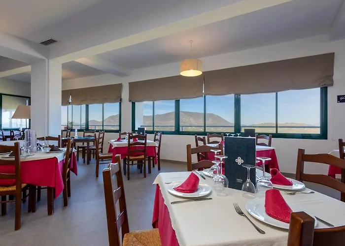 Hoteles de Playa en Zahara De La Sierra 