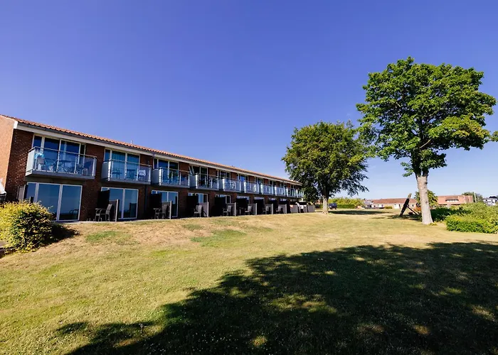Strandhotel Klinten ApS