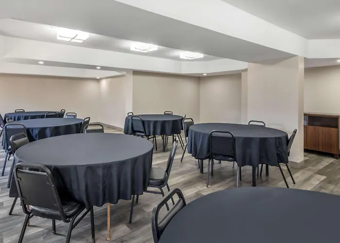 Country Inn & Suites By Radisson, Atlanta Airport South, Ga