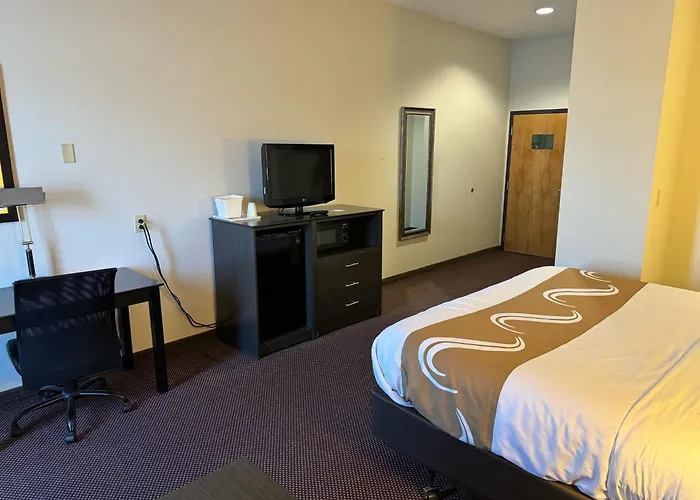 Quality Inn & Suites Hattiesburg North
