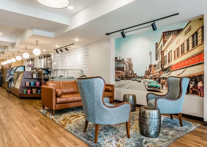 Hotel Elkhart, Tapestry Collection By Hilton