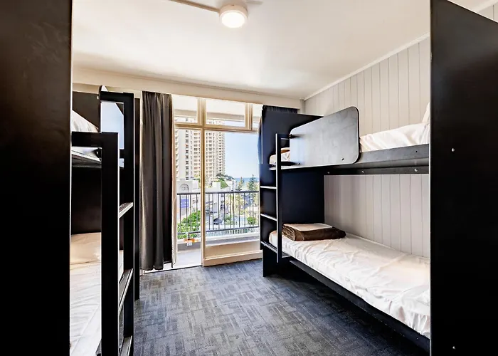 Bunk Surfers Paradise International Backpacker Hostel