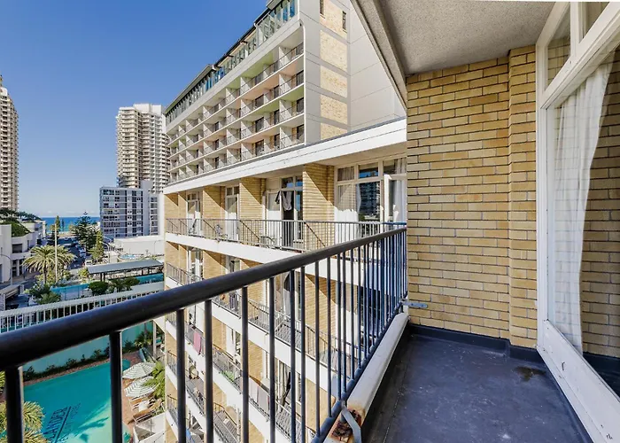 Bunk Surfers Paradise International Backpacker Hostel