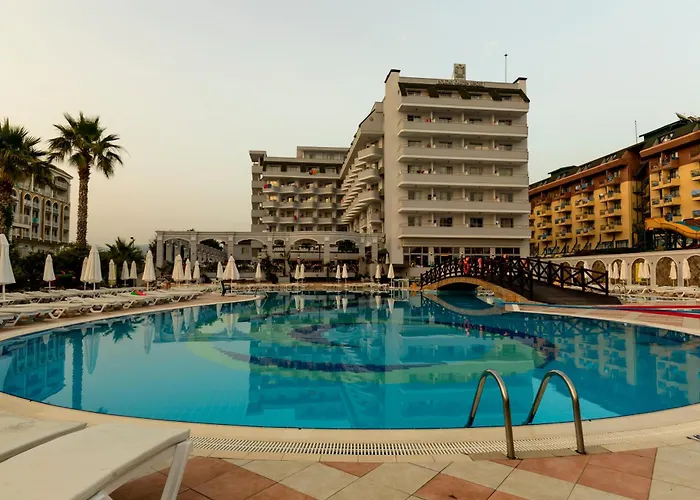 Holiday Garden Resort