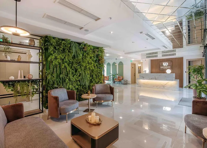Hotel Monday By Dnt Group