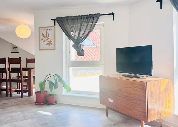 Apartmenthaus am Dom - Zentrum&Ruhige Lage, Perfekt für Business Trip, Auch für Familie, Viel Platz mit Küche