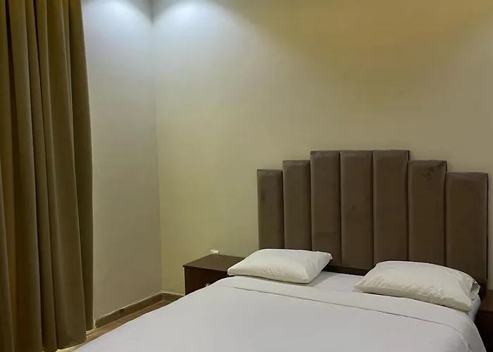 Corniche Palace Hotel
