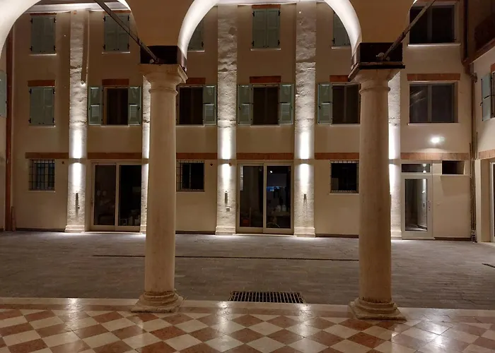 Ca Uberti Palace Hotel, Mantegnahotels