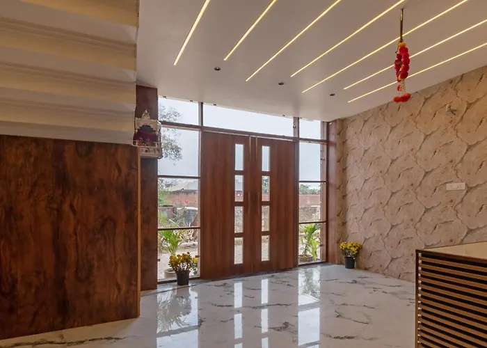 Treebo Heaven Grand Ayodhya