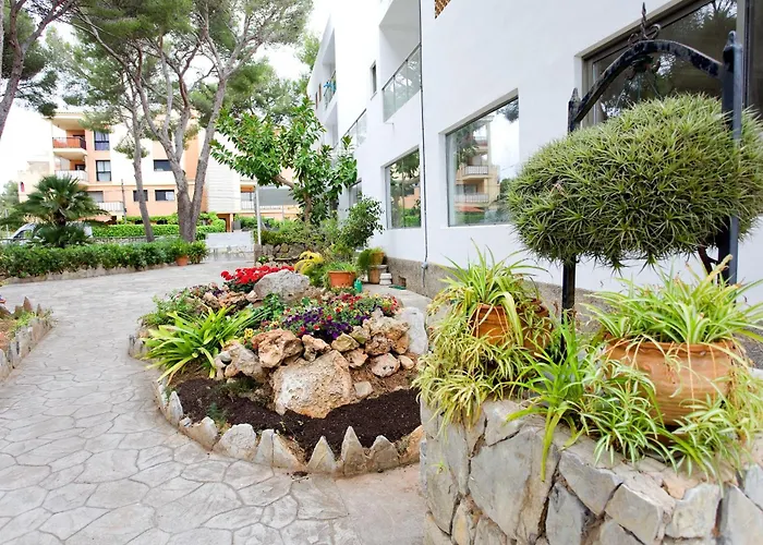 Petit Garden Hotel By Flacalco
