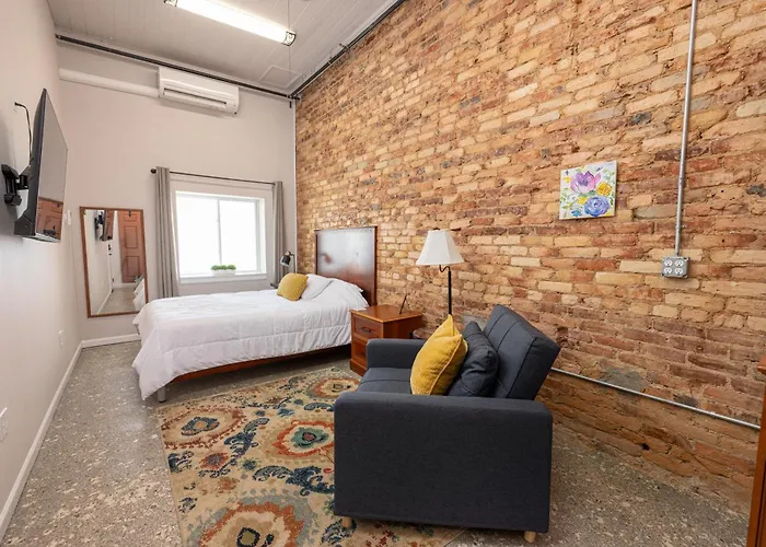 Hartwell Suites