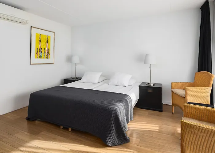 Strandhotel Duinheuvel