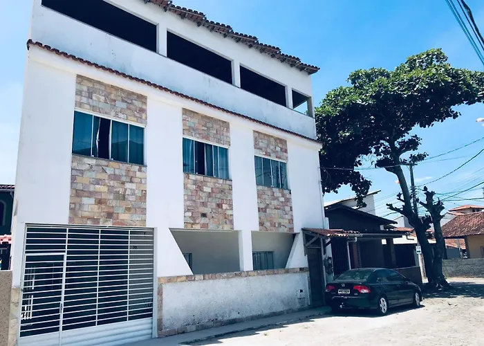 Casa na praia bem localizada