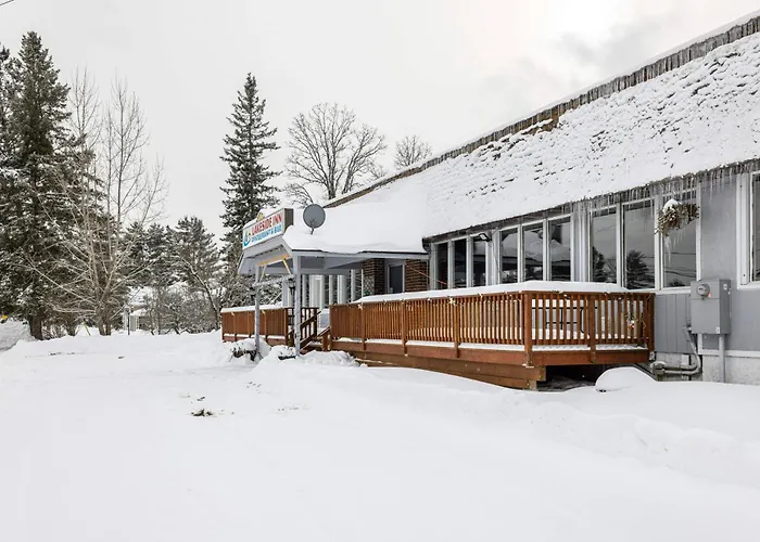 Lakeside Inn