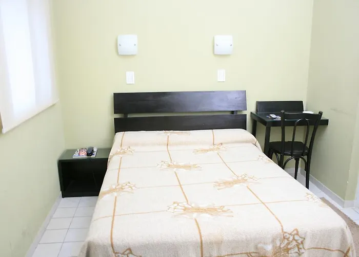 Colon Hotel Y Apart