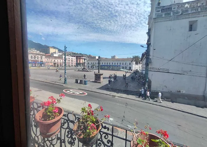 Hostal Juana De Arco