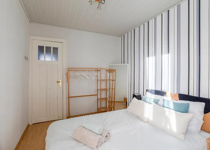 Cosy Apartment 150M From The Beach
