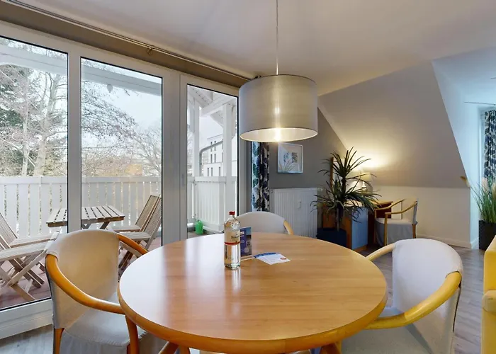 Apartmenthaus Binzer Sterne