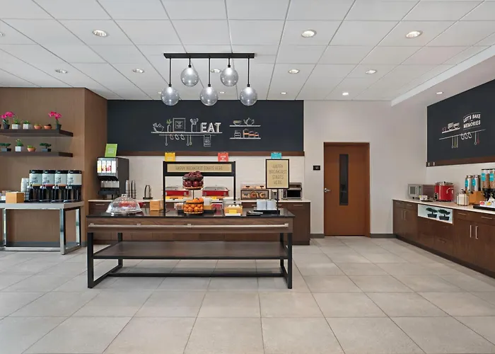 Hampton Inn By Hilton Cornwall