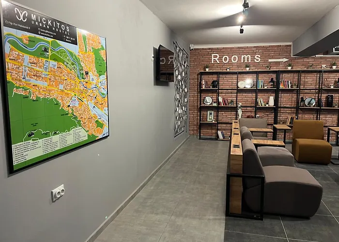 Mickitos Urban Hostel