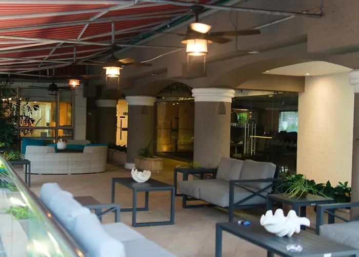 Country International Hotel