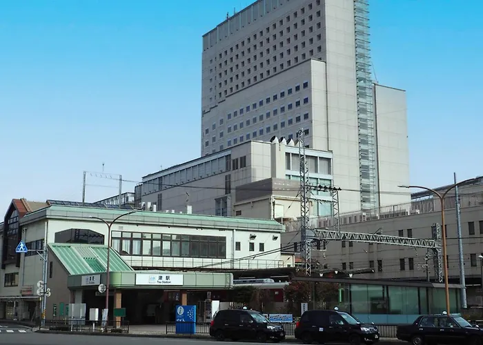 Toyoko Inn Tsu Eki Nishi Guchi