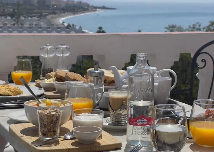 Hostal Avalon