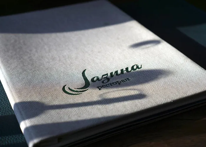 Jazina Hotel