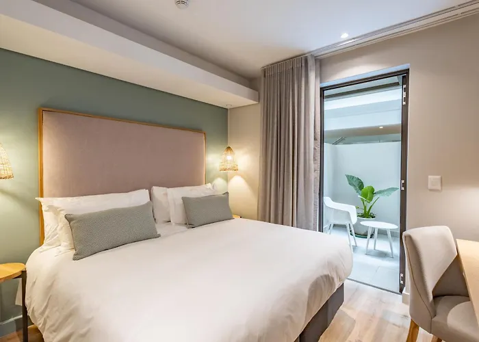 Plett Quarter Hotel - Lion Roars Hotels&Lodges