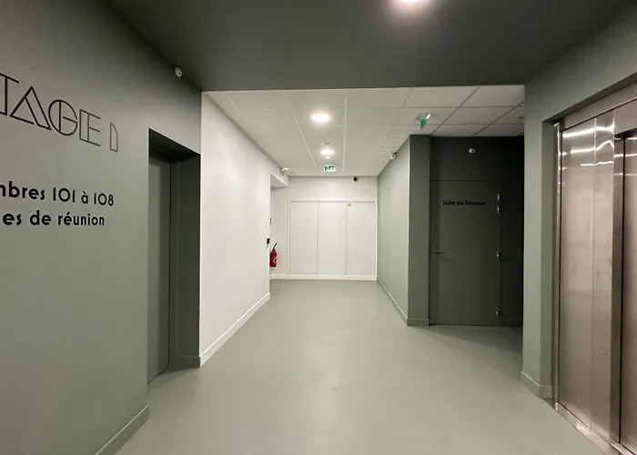 La Brasserie Hostel