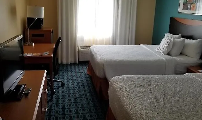 Fairfield Inn And Suites Lansing West