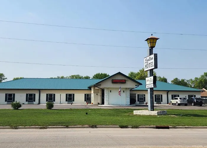 Lantern Motel