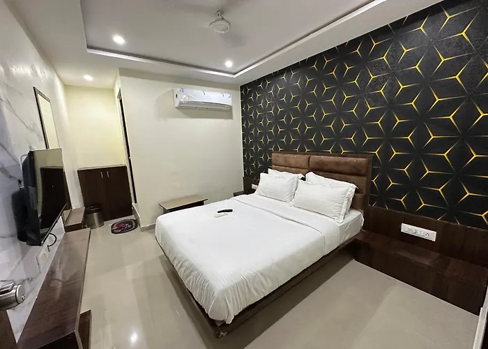 Hotel Golden View