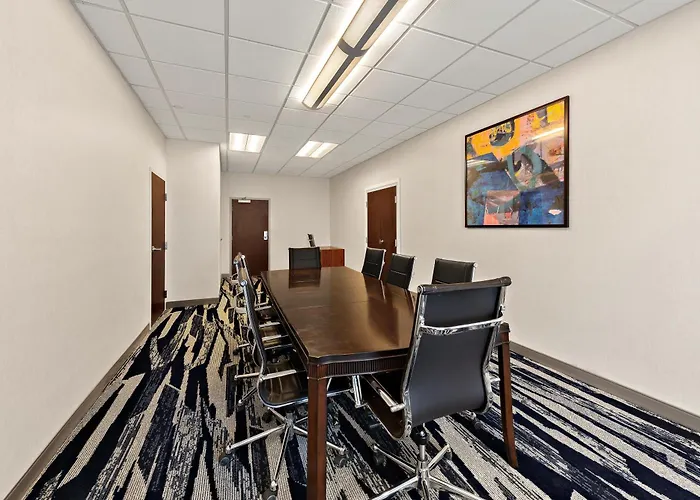 Comfort Suites Columbus East Broad