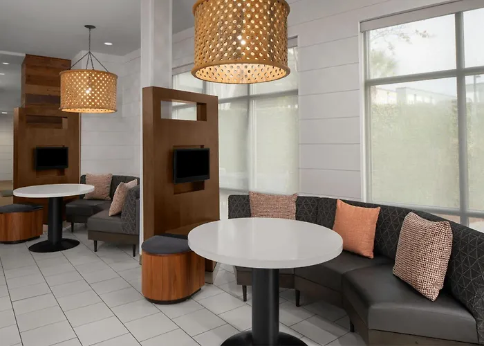 Courtyard By Marriott Charleston Summerville