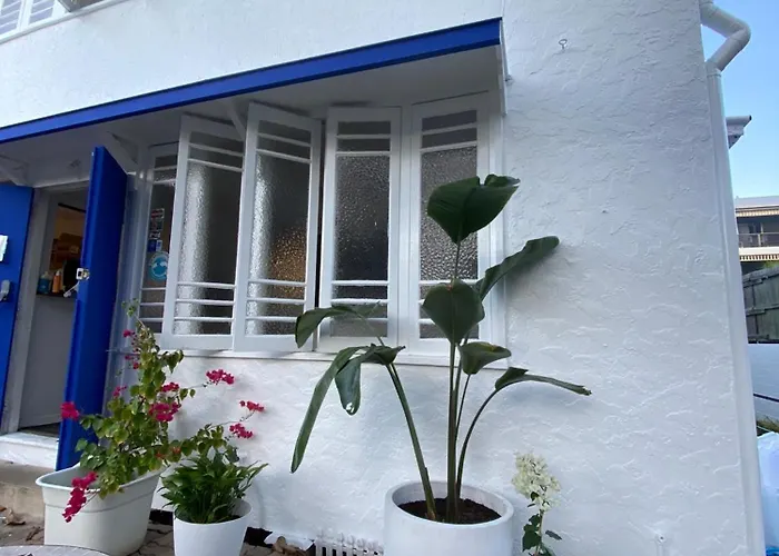 Civic Guest House