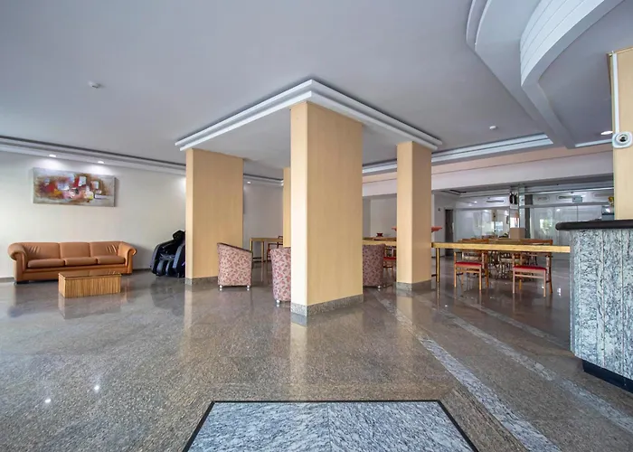 Hotel Golden Park Curitiba By Nacional Inn