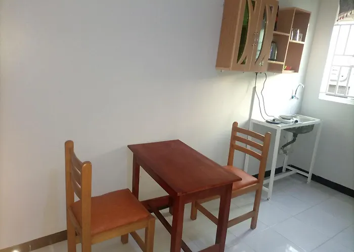 Pearl Motel Buloba