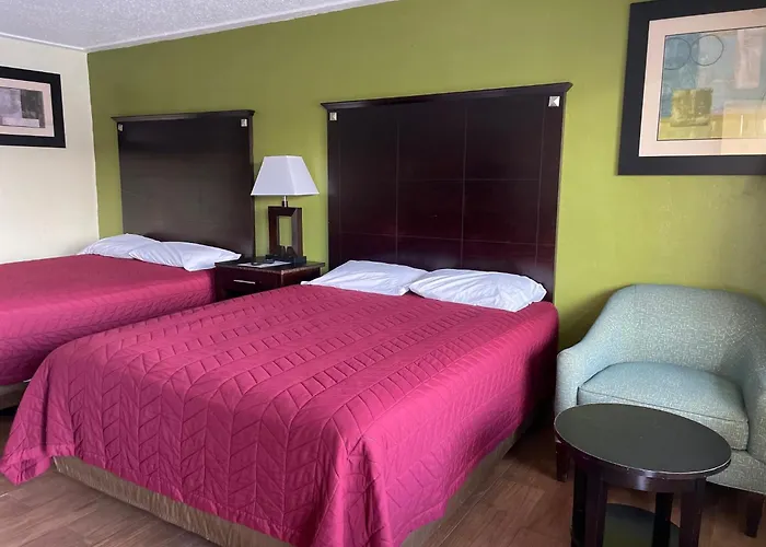 Driftwood Inn - Lake City