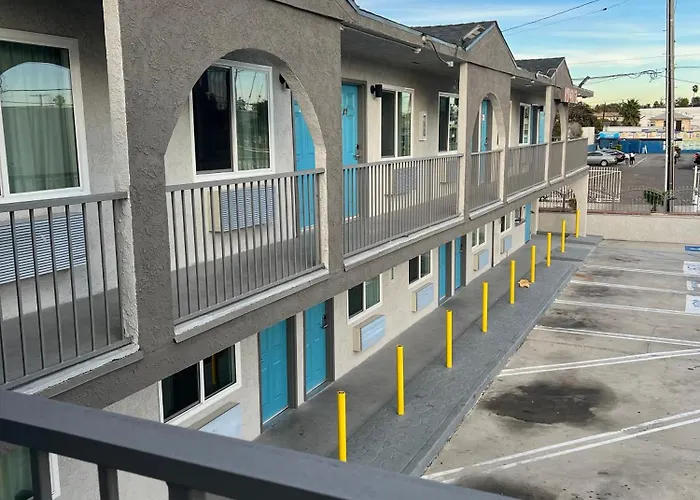 Arlo Motel Near Lax, Sofi Stadium