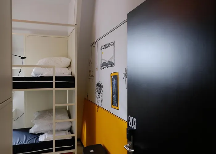 Hostel&Bar De Basis
