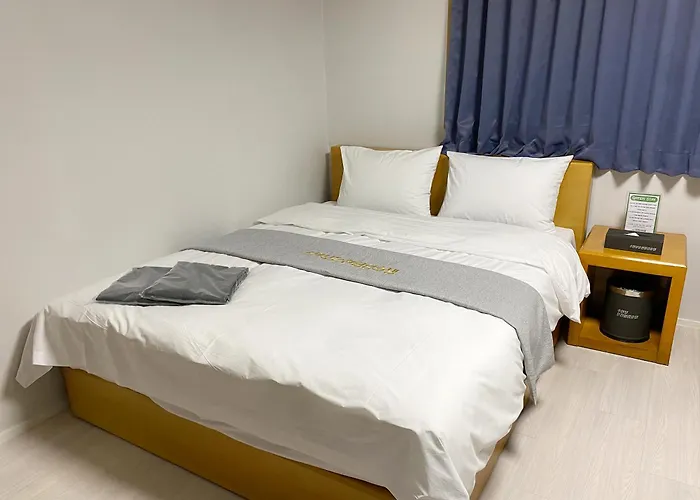 Suanbo Hot Spring Healing Hotel