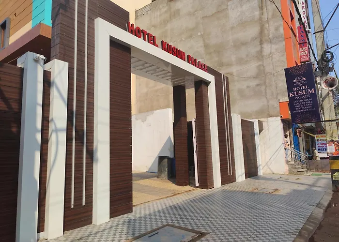Hotel Kusum Palace