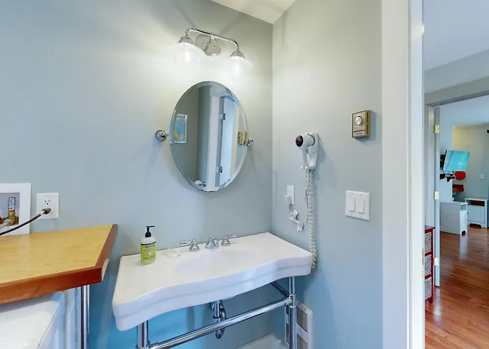The Mermaid Suite
